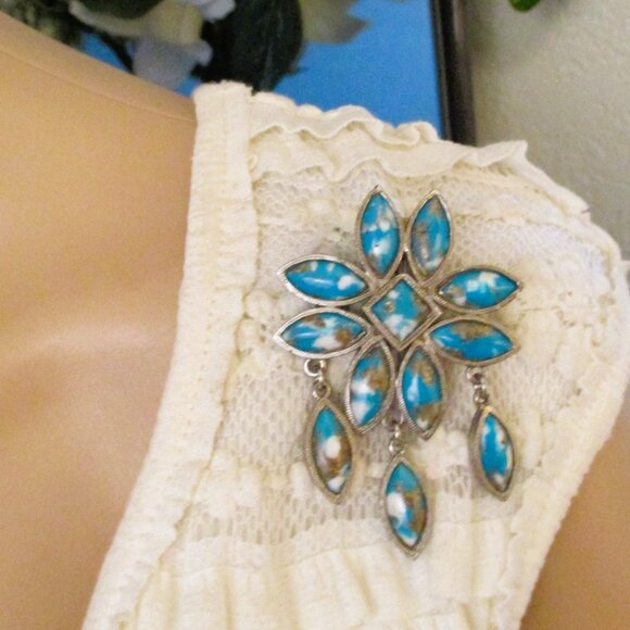 Vintage CELEBRITY Faux Turquoise Floral Brooch Pendant Earrings Set ~ DESIGNER - Picture 8 of 16